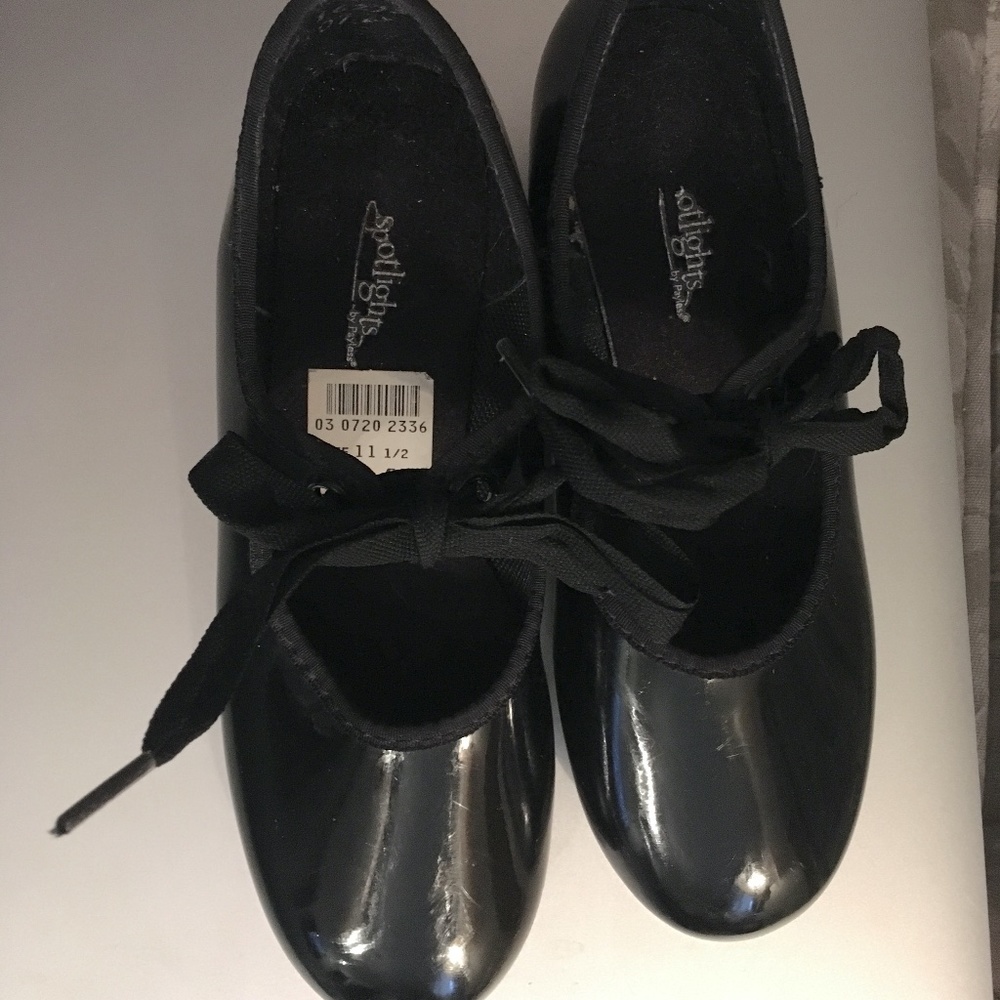 Shoplights -Girls -Black - Patent Leather  Tap Shoes - Size 11 1/2 - Gently Used